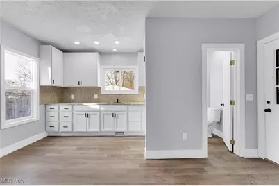 337 Lucas Street, Barberton, OH 44203 - Photo 15