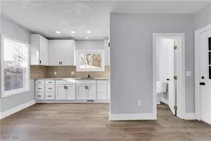 337 Lucas St, Barberton, OH 44203 - Photo 15