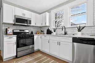 2250 Eschtruth St, Elyria, OH 44035 - Photo 17