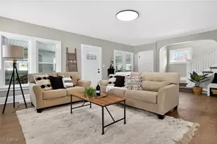 2250 Eschtruth St, Elyria, OH 44035 - Photo 5