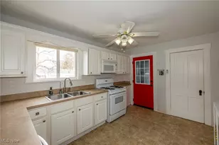 38217 Wilson Ave, Willoughby, OH 44094 - Photo 7