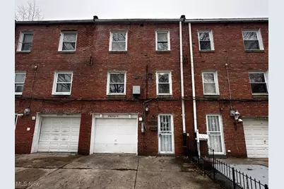 4042 Northfield Road, Highland Hills, OH 44122 - Photo 1