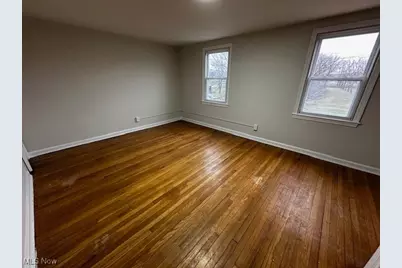 4042 Northfield Road, Huber Heights, OH 44122 - Photo 5