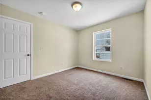 1870 Issaquah St, Cuyahoga Falls, OH 44221 - Photo 17