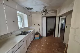 3634 Pennington Rd, Huber Heights, OH 44120 - Photo 7