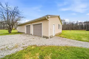 2254 Chapel Rd, Jefferson, OH 44047 - Photo 13