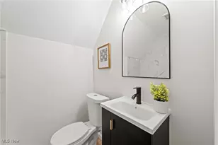 32 29th St SW, Barberton, OH 44203 - Photo 37