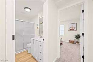 32 29th St SW, Barberton, OH 44203 - Photo 23