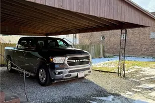 214 N Dawson St, Uhrichsville, OH 44683 - Photo 3