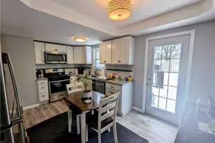 226 E 286th St, Willowick, OH 44095 - Photo 13