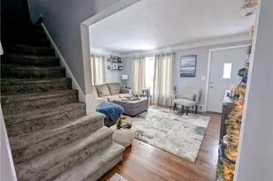 226 E 286th St, Willowick, OH 44095 - Photo 11