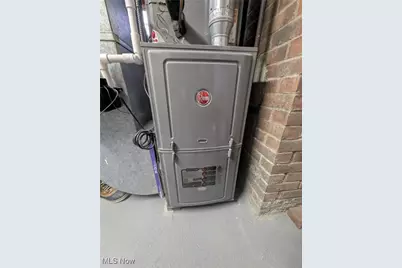 226 E 286th Street, Willowick, OH 44095 - Photo 33