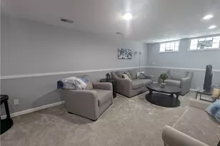 226 E 286th St, Willowick, OH 44095 - Photo 23