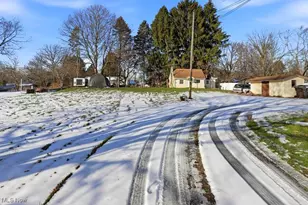 448 Fritsch Ave, Akron, OH 44312 - Photo 7