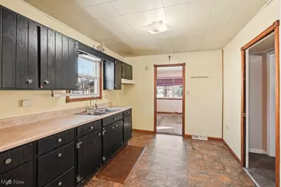 448 Fritsch Avenue, Akron, OH 44312 - Photo 15