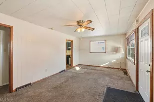 448 Fritsch Ave, Akron, OH 44312 - Photo 9