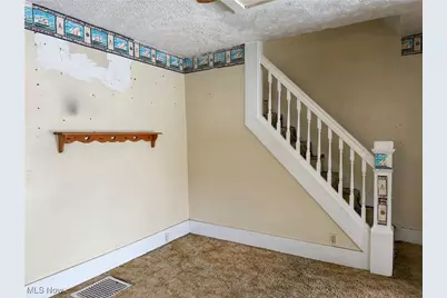 1718 4th Street NE, Canton, OH 44704 - Photo 3