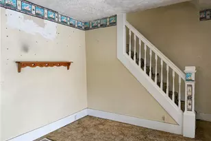 1718 4th St NE, Canton, OH 44704 - Photo 3