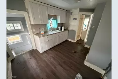 3985 Warner Street, Mogadore, OH 44260 - Photo 11