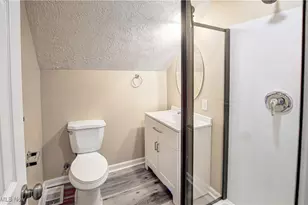 1624 Douglas Rd, Wickliffe, OH 44092 - Photo 15