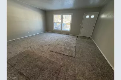 42141 Emerson Court, Elyria, OH 44035 - Photo 5