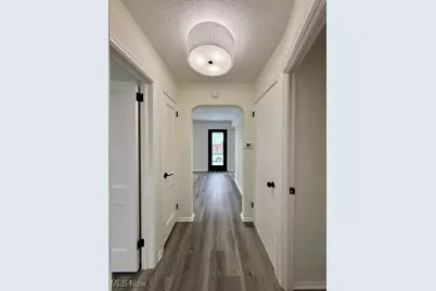 5279 W 50th Street, Parma, OH 44134 - Photo 9