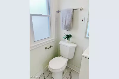 5279 W 50th Street, Parma, OH 44134 - Photo 11