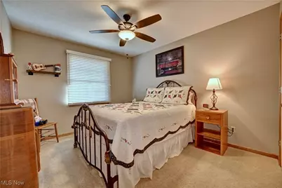 1006 Glen Drive NE, New Philadelphia, OH 44663 - Photo 31