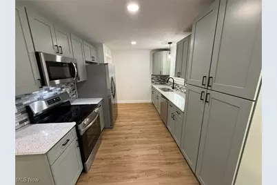 916 Oak Street NW, New Philadelphia, OH 44663 - Photo 5