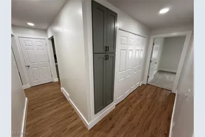 916 Oak Street NW, New Philadelphia, OH 44663 - Photo 17