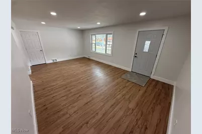 916 Oak Street NW, New Philadelphia, OH 44663 - Photo 13