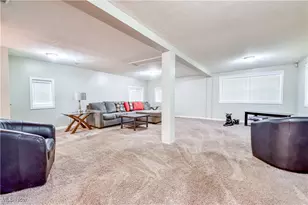 37309 Sharpe Ave, Willoughby, OH 44094 - Photo 17