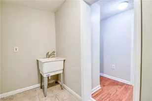 37309 Sharpe Ave, Willoughby, OH 44094 - Photo 27