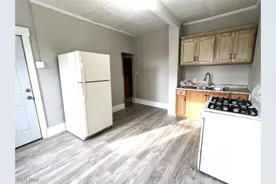 1312 12th Street NE, Canton, OH 44705 - Photo 9