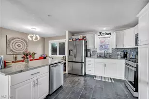 25021 Picone Ln, Huber Heights, OH 44146 - Photo 9