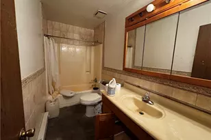 18420 Shaw Rd, Chagrin Falls, OH 44023 - Photo 9