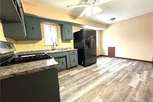 18023 Fairway Dr, Loveland, OH 44135 - Photo 3