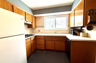 247 Georgia Ave, Elyria, OH 44035 - Photo 9