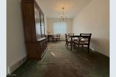 247 Georgia Avenue, Elyria, OH 44035 - Photo 5