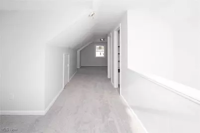 1093 Valdes Avenue, Akron, OH 44320 - Photo 17