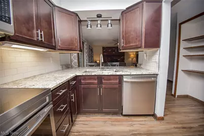 17134 Rabbit Run Drive, Strongsville, OH 44136 - Photo 11