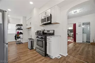 178 Marshall St, Conneaut, OH 44030 - Photo 17