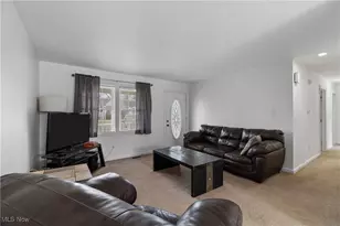 4057 Paumier Ave, Louisville, OH 44641 - Photo 11