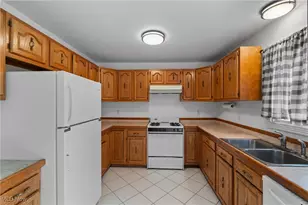 4057 Paumier Ave, Louisville, OH 44641 - Photo 15