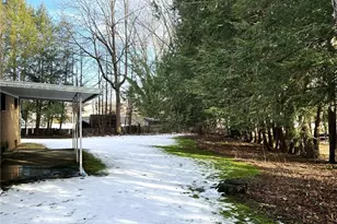 3576 Donegal Dr NE, Canton, OH 44721 - Photo 3