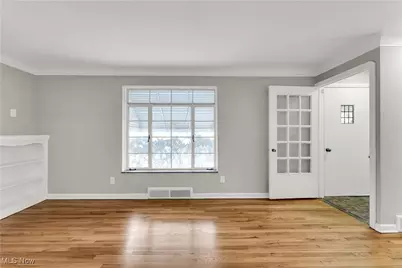 17416 Throckley Avenue, Loveland, OH 44128 - Photo 15