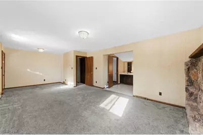 2715 W Pleasant Valley Road, Parma, OH 44134 - Photo 35