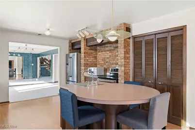 2715 W Pleasant Valley Road, Parma, OH 44134 - Photo 15