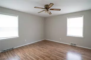 970 S Chillicothe Rd, Aurora, OH 44202 - Photo 13