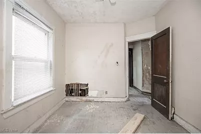 13819 Northfield Avenue, East Cleveland, OH 44112 - Photo 9
